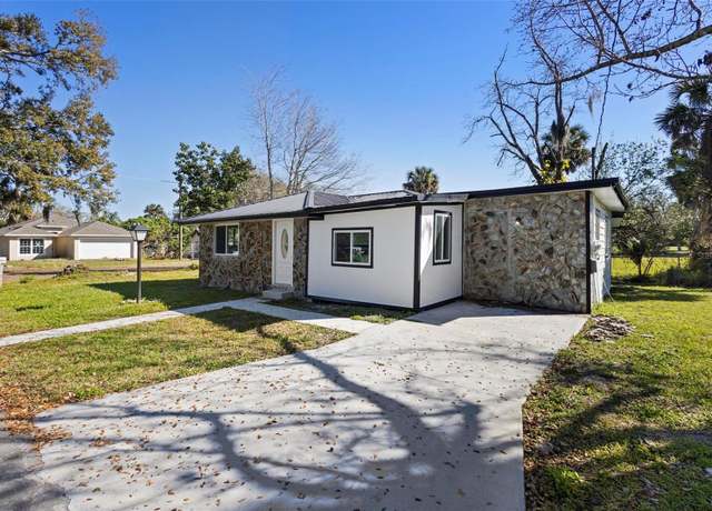 Property at 1203 S Pomegranite Ave, Sanford, FL 32771, 4 beds, 2 baths