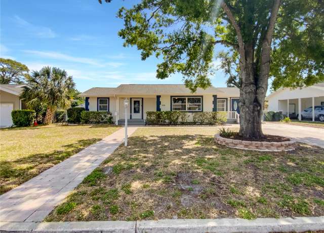 Property at 1115 31st St W, Bradenton, FL 34205, 4 beds, 2 baths