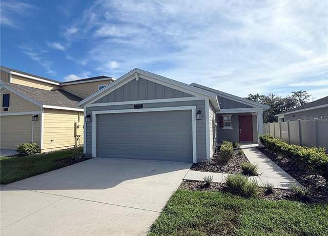 Property at 2015 Myrtle Pine St, Kissimmee, FL 34746, 3 beds, 2 baths