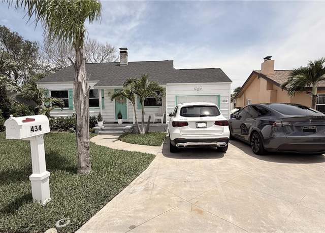 Property at 434 77th Ave, St Pete Beach, FL 33706, 3 beds, 2 baths