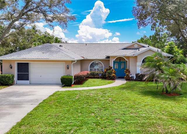 Property at 11192 Portsmouth St, Spring Hill, FL 34609, 3 beds, 2 baths