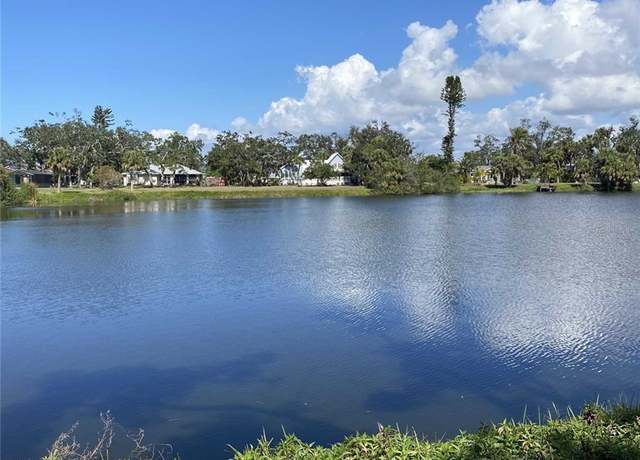 Property at 935 Shasta Rd, Venice, FL 34293, 2 beds, 2 baths