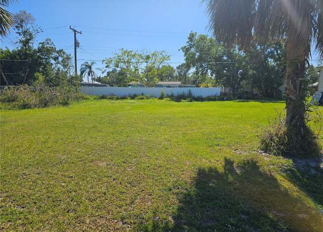 Property at 343 Pebble Beach Ln, Punta Gorda, FL 33982