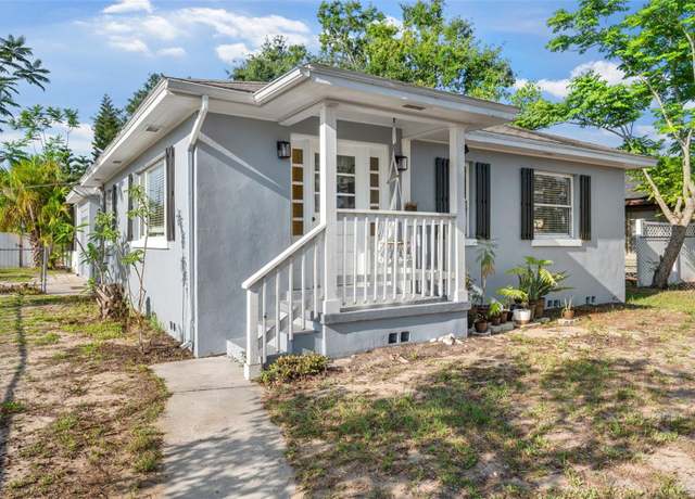 Property at 1024 Cohassett Ave, Lake Wales, FL 33853, 4 beds, 2.5 baths