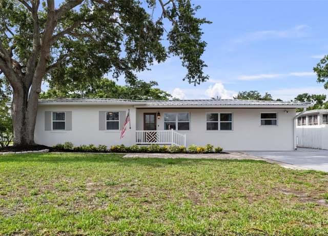 Property at 4002 W Watrous Ave, Tampa, FL 33629, 4 beds, 2.5 baths