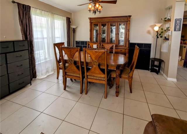 Property at 4436 Horseshoe Pick Ln, Valrico, FL 33594, 4 beds, 2 baths