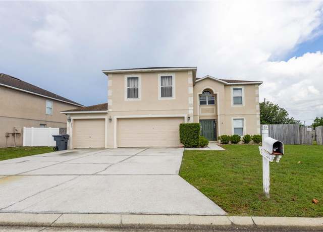 Property at 600 Sunway Ln, Winter Haven, FL 33880, 4 beds, 2.5 baths