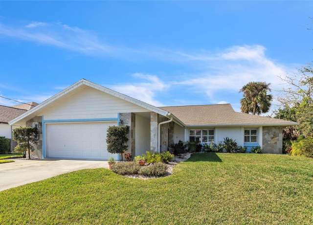 Property at 22 Cleveland Ct, Palm Coast, FL 32137, 3 beds, 2 baths