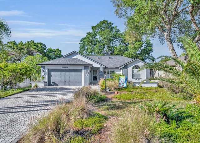 Property at 11768 W Riverhaven Dr, Homosassa, FL 34448, 3 beds, 2 baths