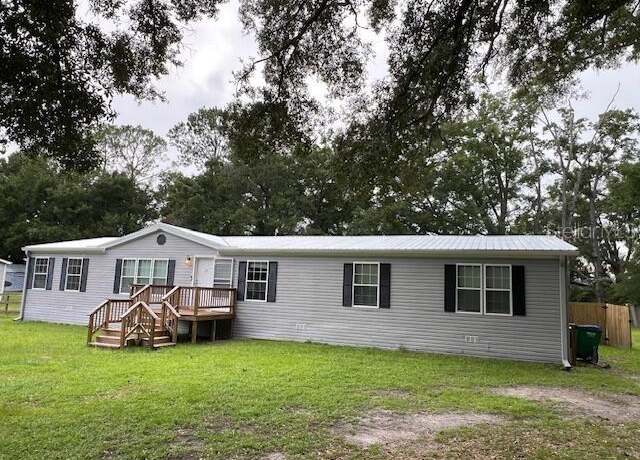 Property at 17384 NW 217th Ter, High Springs, FL 32643, 4 beds, 2 baths