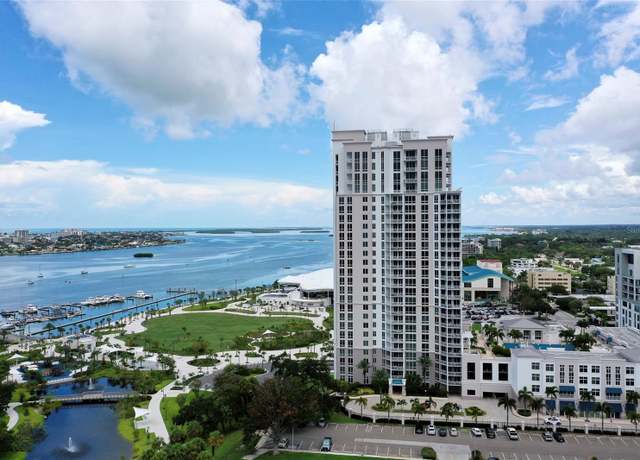 Property at 331 Cleveland St #320, Clearwater, FL 33755, 2 beds, 2.5 baths
