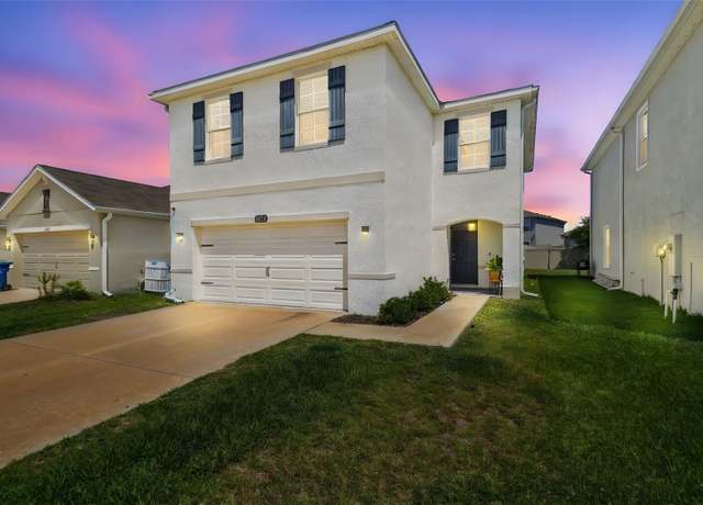 Property at 32721 Brooks Hawk Ln, Wesley Chapel, FL 33543, 4 beds, 2.5 baths