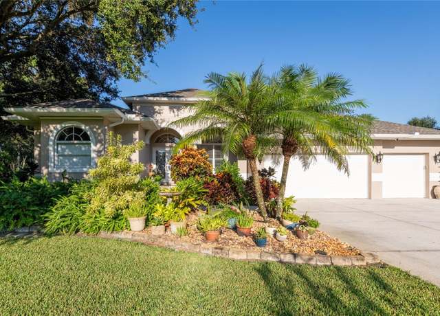 Property at 17270 Raintree Rd, Lutz, FL 33558, 4 beds, 3 baths