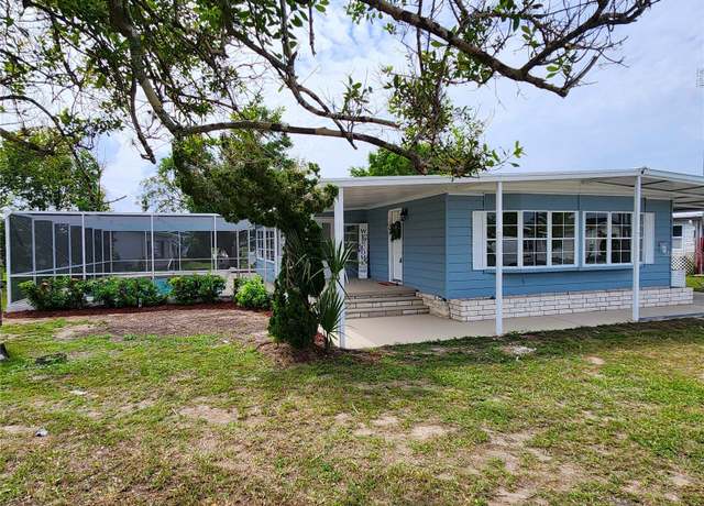 Property at 8536 Central Ave, Brooksville, FL 34613, 2 beds, 2 baths