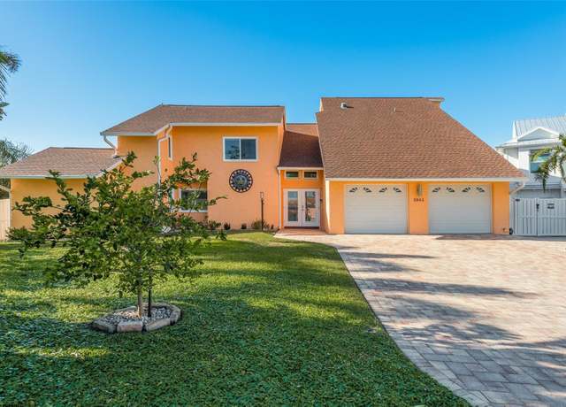 Property at 5541 Windward Way, New Port Richey, FL 34652, 5 beds, 6 baths