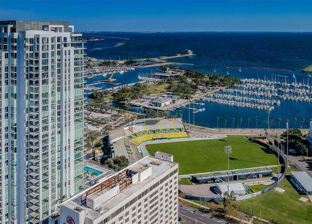 Property at 301 1st St S #3004, St Petersburg, FL 33701, 2 beds, 3 baths