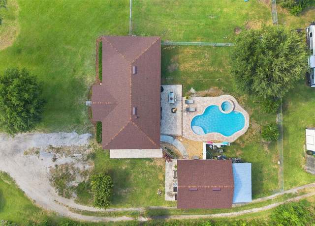 Property at 3217 Mott Rd, Dover, FL 33527, 3 beds, 2 baths
