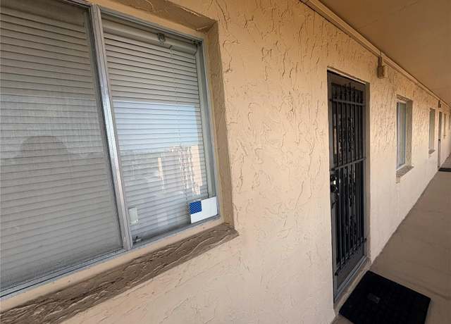 Property at 4137 Lake Bayshore Dr Unit C505, Bradenton, FL 34205, 2 beds, 1 bath