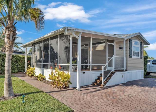 Property at 2307 Limewood Ave, Clermont, FL 34714, 1 bed, 1 bath