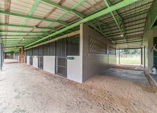 Property at 17176 N US Highway 441, Reddick, FL 32686, 3 beds, 2 baths