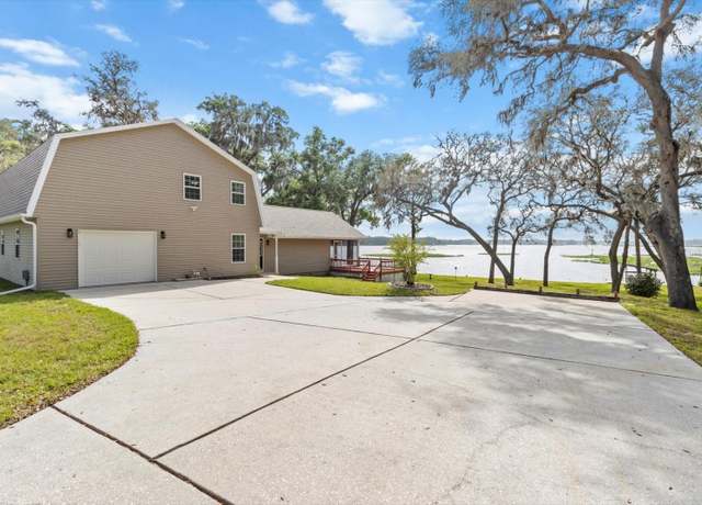 Property at 6443 W Riverbend Rd, Dunnellon, FL 34433, 4 beds, 2 baths