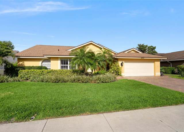 Property at 4622 Meadowview Cir, Sarasota, FL 34233, 3 beds, 2.5 baths