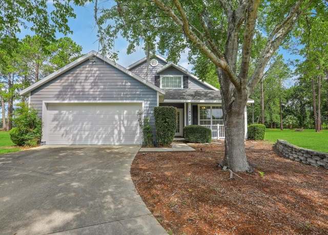 Property at 18028 NW 177th Ave, Alachua, FL 32615, 3 beds, 2 baths