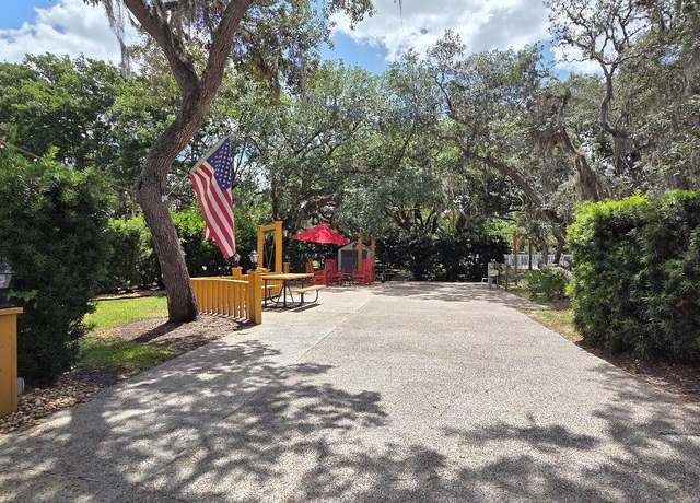 Property at 376 Bear Trl, River Ranch, FL 33867