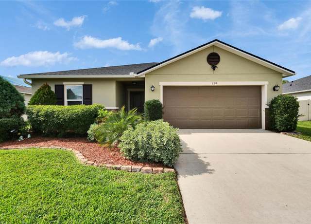 Property at 139 Sunfish Dr, Winter Haven, FL 33881, 4 beds, 2 baths