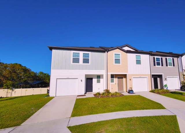 Property at 6272 Bucket Ct, Gibsonton, FL 33534, 3 beds, 2.5 baths