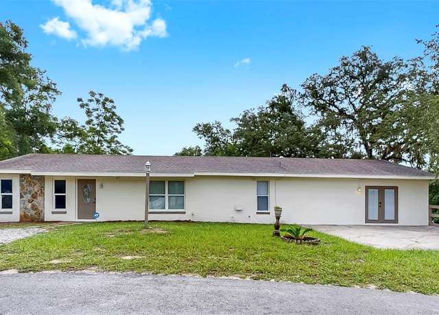 Property at 9650 Starline Dr, Dade City, FL 33525, 4 beds, 3 baths