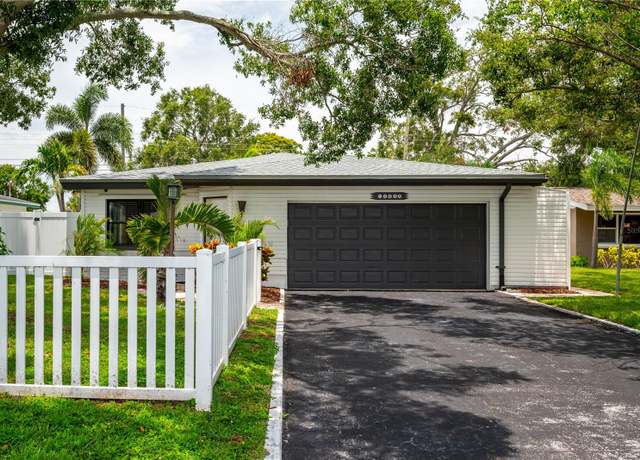 Property at 10615 Orange Blossom Ln, Seminole, FL 33772, 3 beds, 2 baths