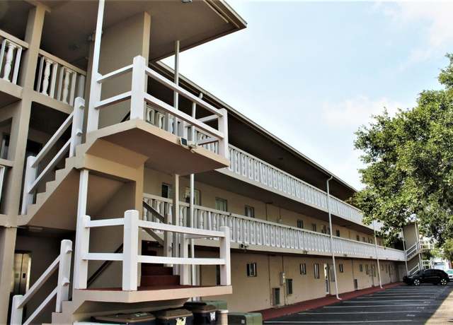 Property at 3751 S School Ave #19, Sarasota, FL 34239, 2 beds, 2 baths