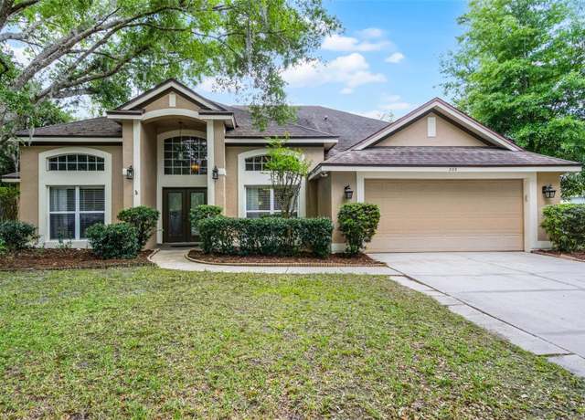 Property at 889 Kensington Gardens Ct, Oviedo, FL 32765, 4 beds, 3.5 baths