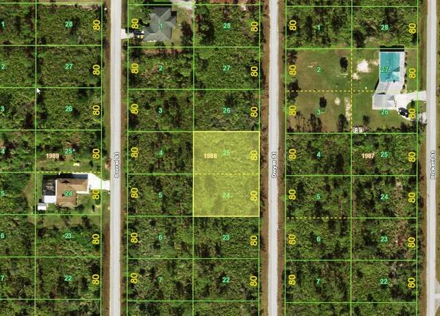 Property at 3143 Dwyer St, Port Charlotte, FL 33981