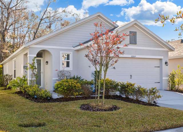 Property at 32857 Brooks Hawk Ln, Wesley Chapel, FL 33543, 3 beds, 2 baths
