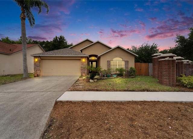 Property at 6801 Bishops Pointe Way, Riverview, FL 33578, 3 beds, 2 baths