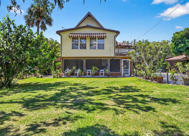 Property at 606 Dickman Dr SW, Ruskin, FL 33570, 2 beds, 2 baths