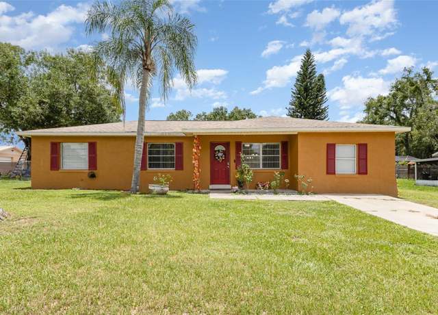 Property at 530 S Orange Ct, Eagle Lake, FL 33839, 3 beds, 2 baths
