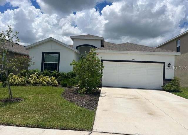 Property at 3914 Lively Coral Pl, Bradenton, FL 34208, 4 beds, 2.5 baths