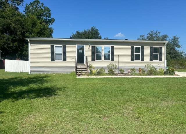 Property at 10 SE 69th Ave, Ocala, FL 34472, 3 beds, 2 baths