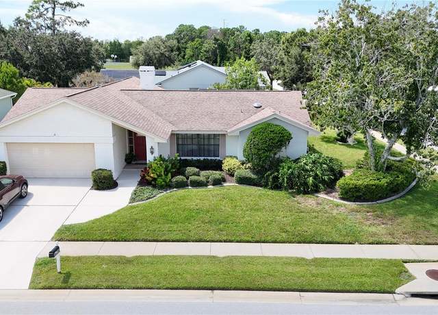 Property at 2813 Southfield Ct, Holiday, FL 34691, 4 beds, 2 baths