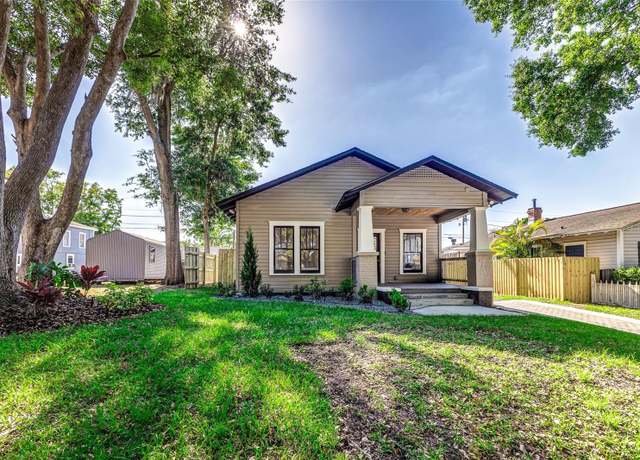 Property at 737 Johnson Ave, Lakeland, FL 33801, 3 beds, 2 baths
