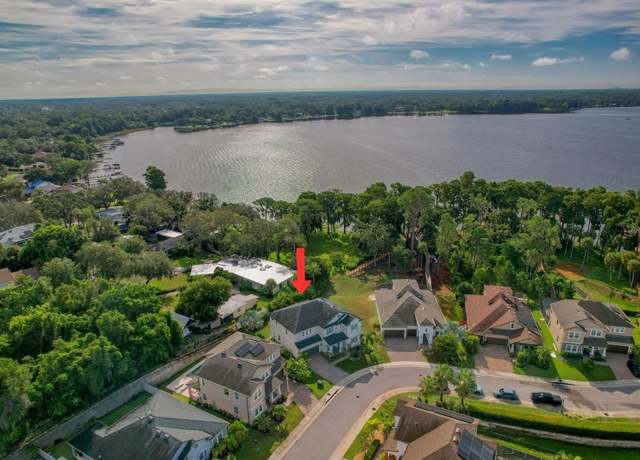 Property at 1460 Keystone Ridge Cir, Tarpon Springs, FL 34688, 4 beds, 3.5 baths