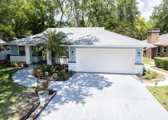 Property at 6908 Arbor Oaks Cir, Bradenton, FL 34209, 3 beds, 2 baths