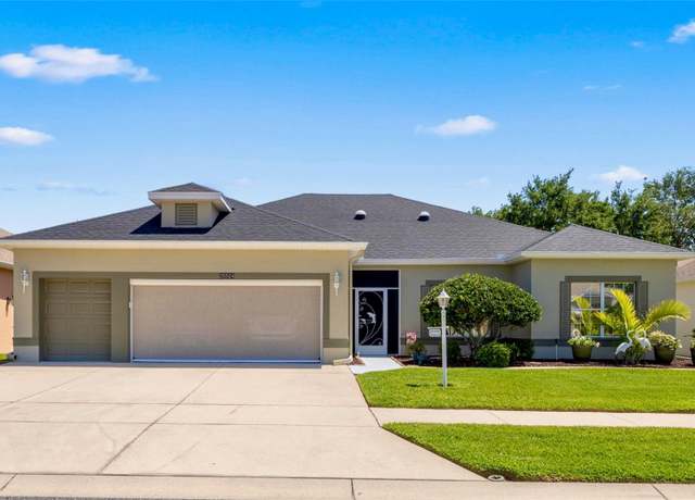Property at 25524 Maurepas Ln, Leesburg, FL 34748, 2 beds, 2 baths