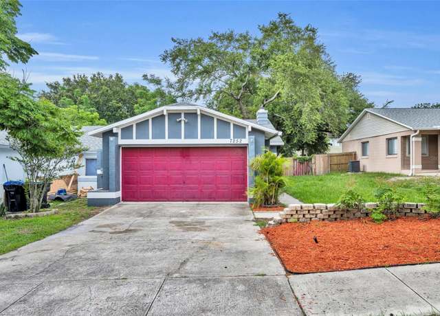 Property at 7252 Harbor Heights Cir, Orlando, FL 32835, 3 beds, 2 baths