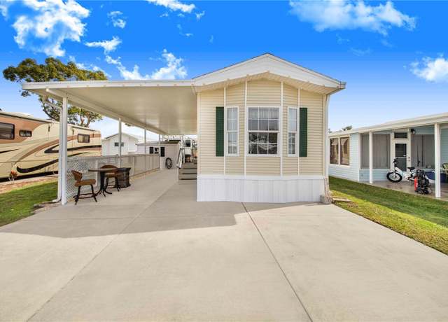 Property at 228 Big Pine Ave S, Frostproof, FL 33843, 1 bed, 1 bath