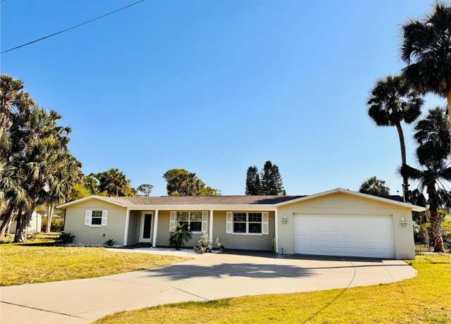 Property at 754 Seminole Blvd, Tarpon Springs, FL 34689, 3 beds, 2 baths