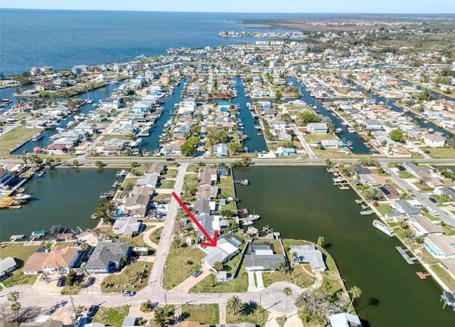 Property at 13630 Lagoon Dr, Hudson, FL 34667, 3 beds, 2 baths